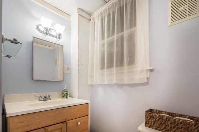 189 College Street, Poultney, VT 05764