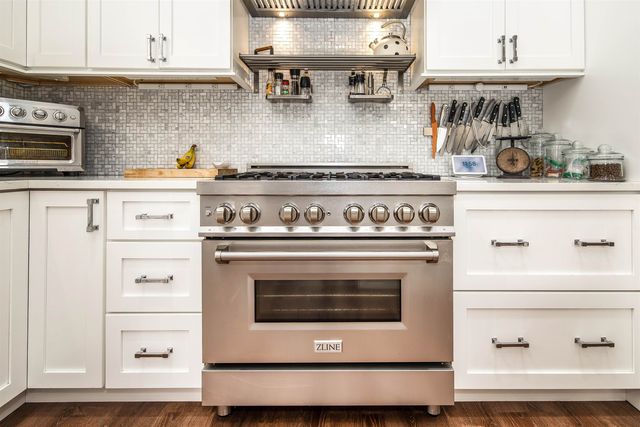 189 College Street, Poultney, VT 05764