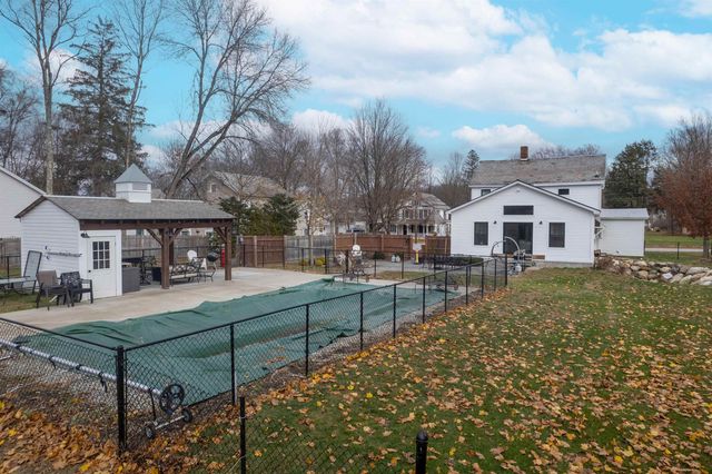 189 College Street, Poultney, VT 05764