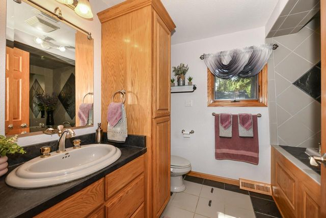 2531 Lakeshore DRIVE, Kansasville, WI 53139