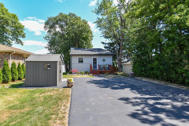 2531 Lakeshore DRIVE, Kansasville, WI 53139