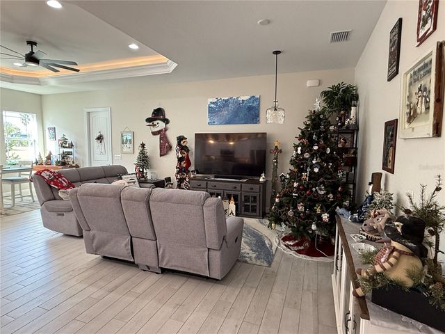 303 NOLANE LANE, Polk City, FL 33868