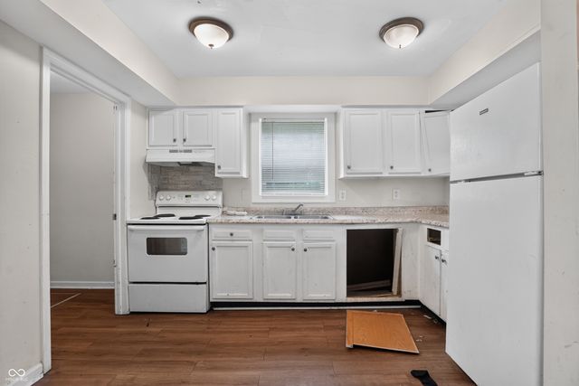 4122 Elmhurst Drive, Indianapolis, IN 46226