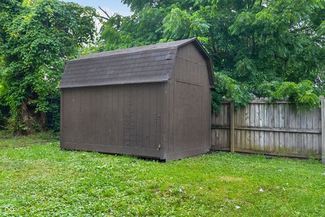 4122 Elmhurst Drive, Indianapolis, IN 46226