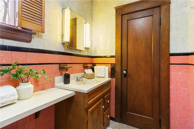 885 Eddie Dowling Highway, North Smithfield, RI 02896