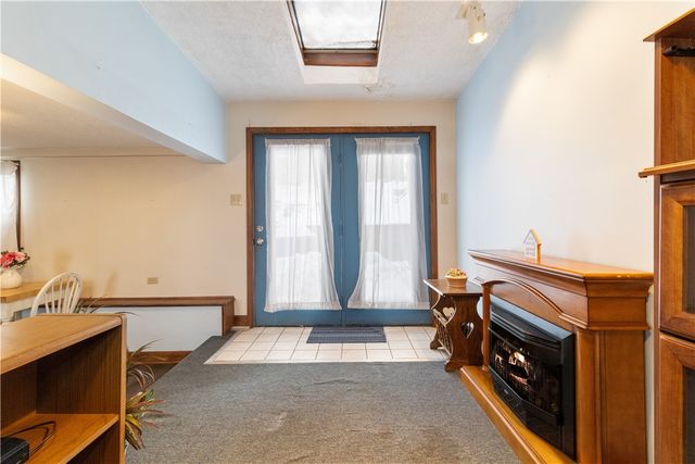 885 Eddie Dowling Highway, North Smithfield, RI 02896