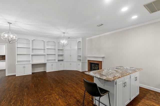 104 Sandy Springs, Dothan, AL 36303
