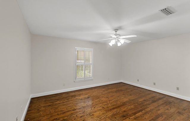 104 Sandy Springs, Dothan, AL 36303