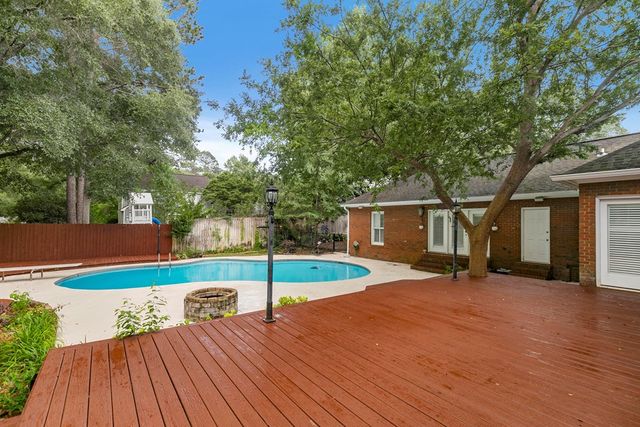 104 Sandy Springs, Dothan, AL 36303