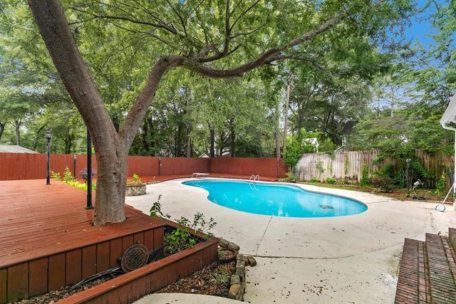 104 Sandy Springs, Dothan, AL 36303