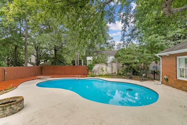104 Sandy Springs, Dothan, AL 36303