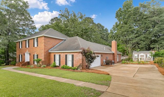 104 Sandy Springs, Dothan, AL 36303
