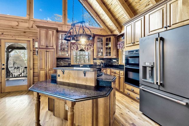 116 Channing Ridge Road, Morganton, GA 30560