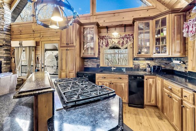 116 Channing Ridge Road, Morganton, GA 30560