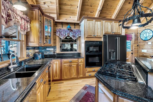 116 Channing Ridge Road, Morganton, GA 30560