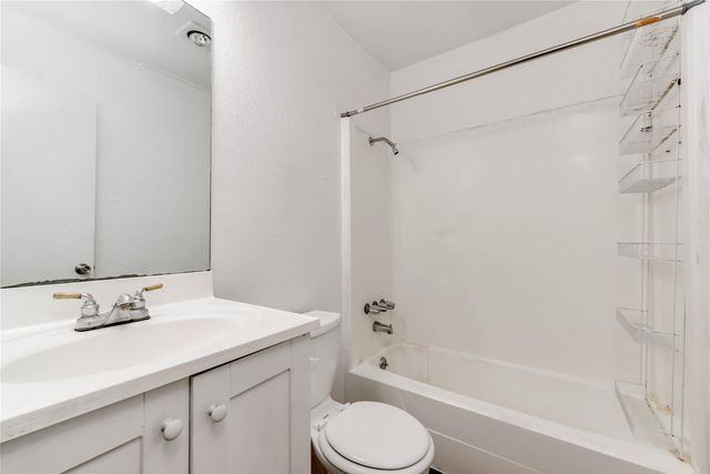 11907 Alpheus Ave B, Austin, TX 78759