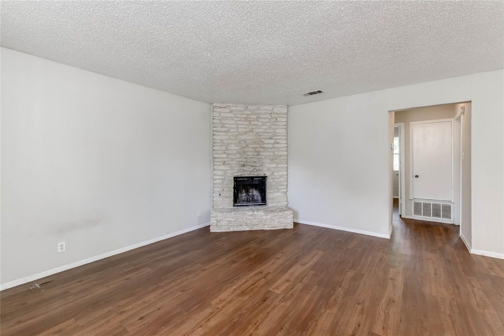11907 Alpheus Ave B, Austin, TX 78759