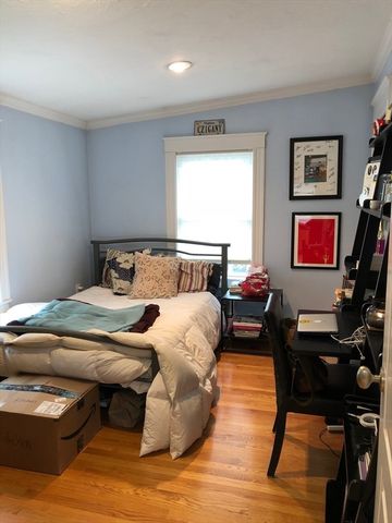 118 Sherman St 118, Cambridge, MA 02140