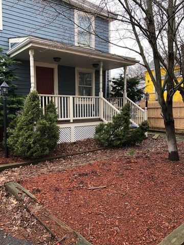 118 Sherman St 118, Cambridge, MA 02140