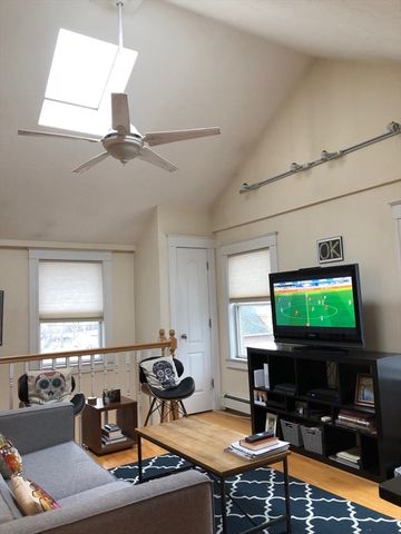 118 Sherman St 118, Cambridge, MA 02140