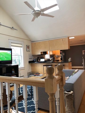 118 Sherman St 118, Cambridge, MA 02140