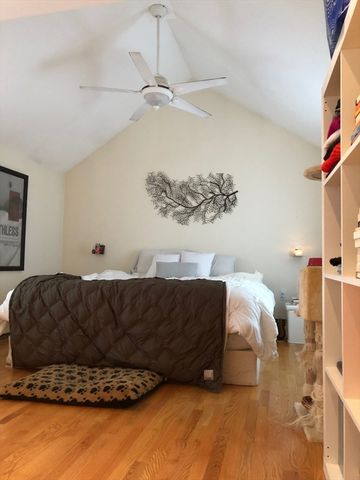 118 Sherman St 118, Cambridge, MA 02140