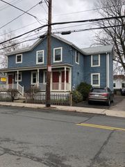 118 Sherman St 118, Cambridge, MA 02140