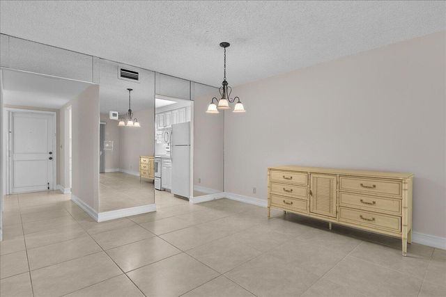 1251 SE Sugar Sands Boulevard 121, Riviera Beach, FL 33404