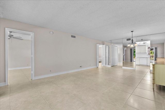 1251 SE Sugar Sands Boulevard 121, Riviera Beach, FL 33404