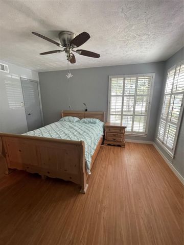 204E Lakeview Terrace, Conroe, TX 77356