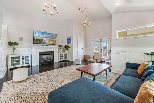 93 Woodward Street, Destin, FL 32541