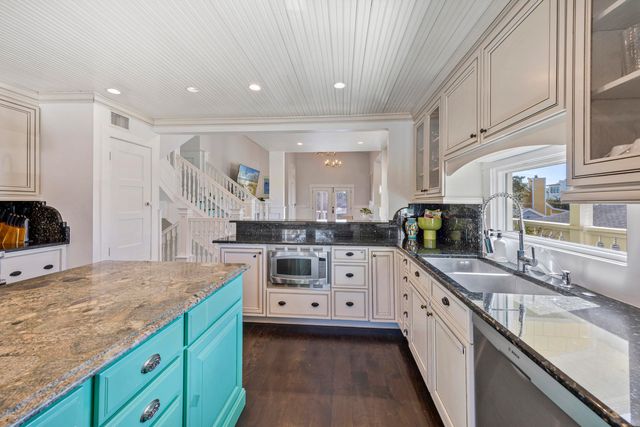 93 Woodward Street, Destin, FL 32541