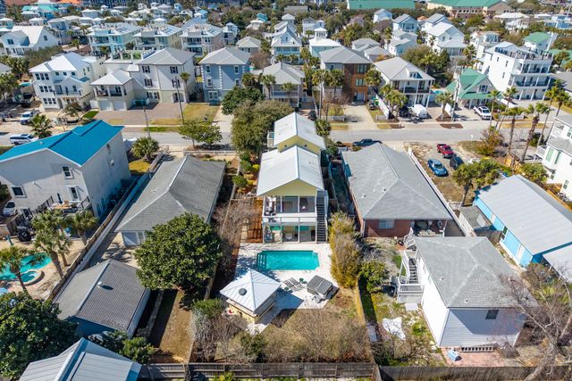 93 Woodward Street, Destin, FL 32541