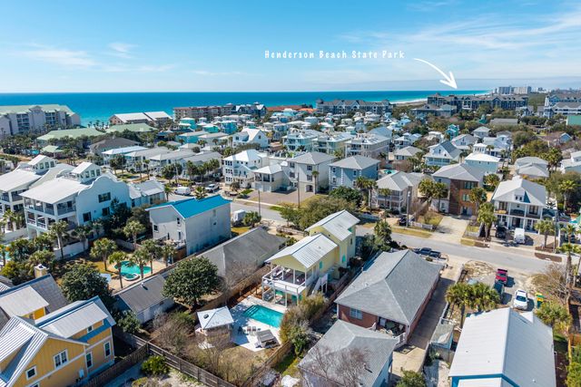 93 Woodward Street, Destin, FL 32541