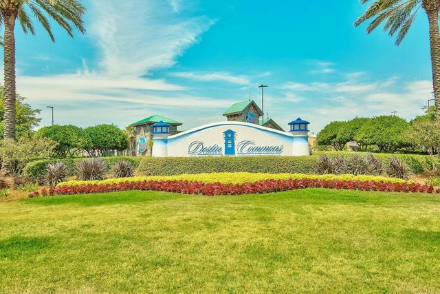 93 Woodward Street, Destin, FL 32541