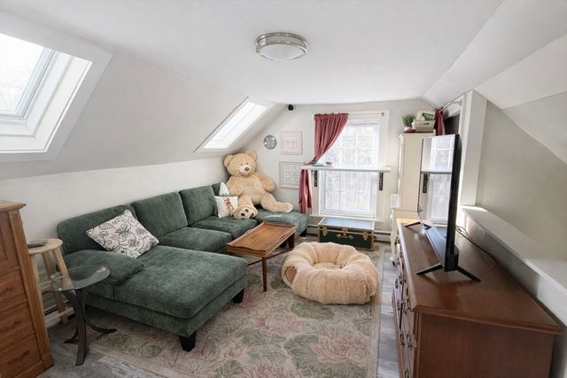 20 Stow 3, Acton, MA 01720