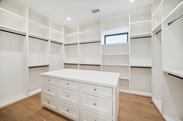 3855 Gramercy Street, Houston, TX 77025