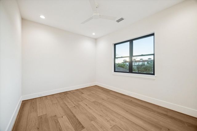 3855 Gramercy Street, Houston, TX 77025