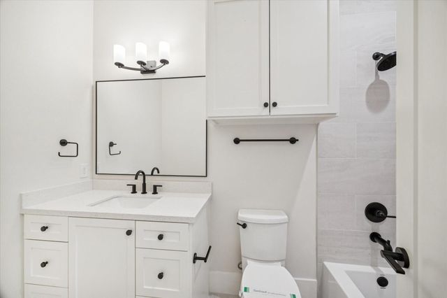 3855 Gramercy Street, Houston, TX 77025