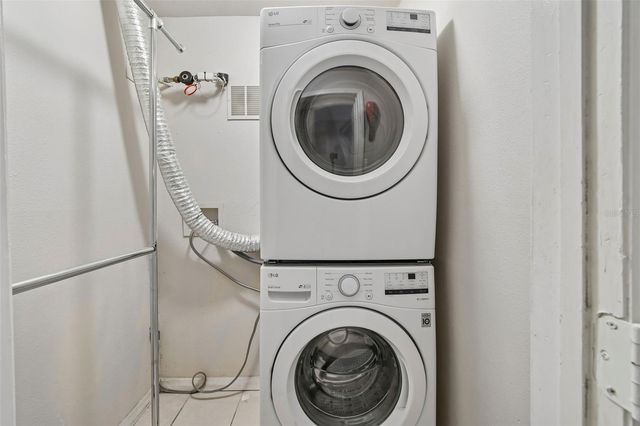 1695 LEE ROAD E215, Winter Park, FL 32789