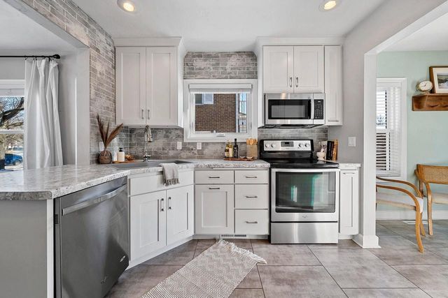 1164 ELIZA STREET, Green Bay, WI 54301