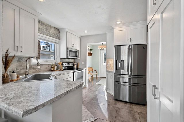 1164 ELIZA STREET, Green Bay, WI 54301