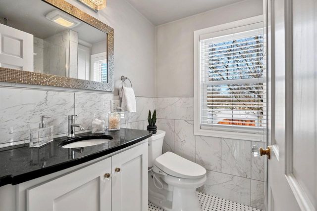 1164 ELIZA STREET, Green Bay, WI 54301