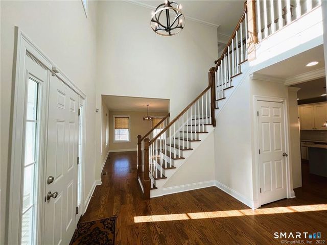 71 Ledges Road, Ridgefield, CT 06877