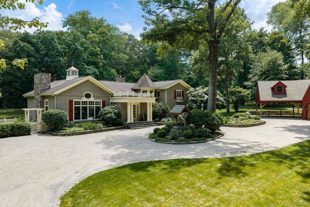 28 Bayberry Lane, Bedford Corners, NY 10549