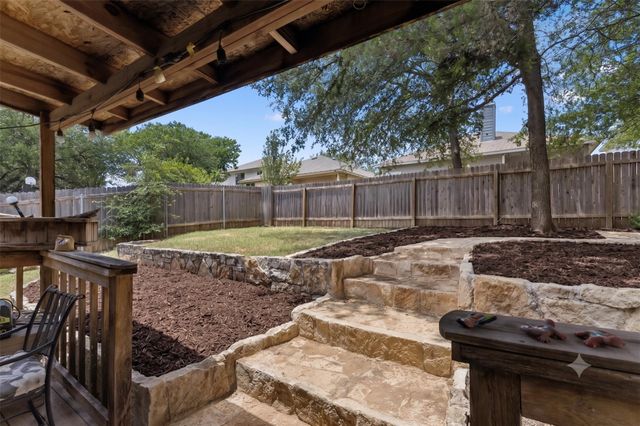 2106 Narrow Glen PKWY, Austin, TX 78744