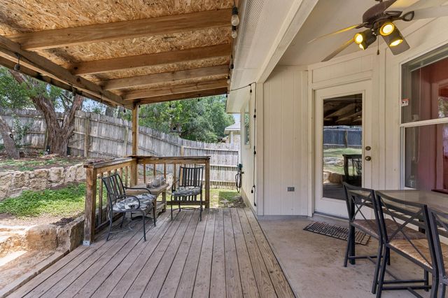 2106 Narrow Glen PKWY, Austin, TX 78744
