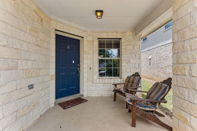 2106 Narrow Glen PKWY, Austin, TX 78744