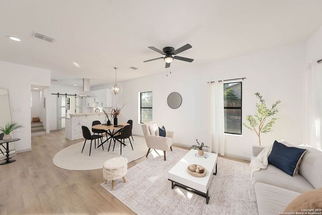 1210 Gardina St., San Antonio, TX 78201