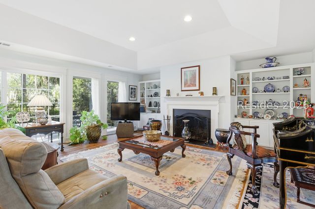 18 Timber Ln, Hilton Head Island, SC 29926